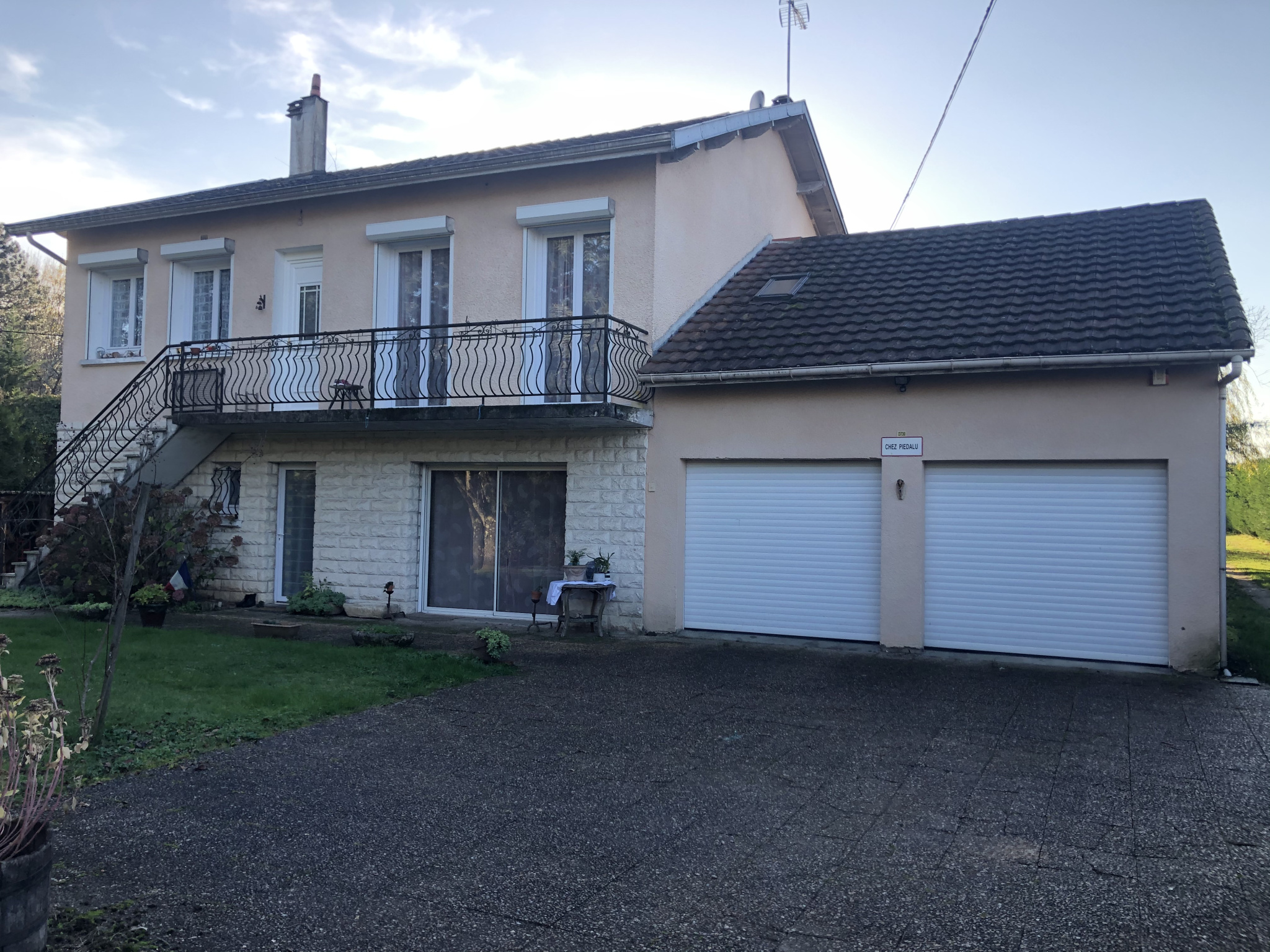 vente maison de 175m² à la campagne avec double garage.